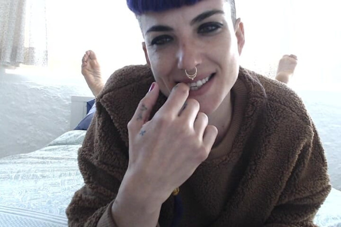 Goddess Maya: Foot Fetish in My Bed