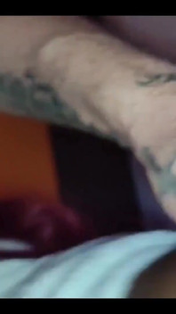 Blowjob deepthroat dan pancutan mani perlahan antara kaum