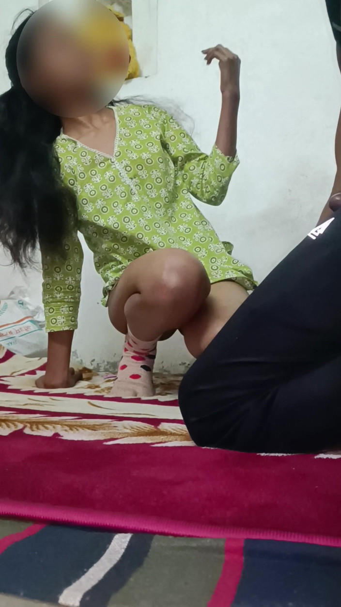 SanskariGirl1: Il mio insegnante mi ha scopato duramente quando tutti sono...