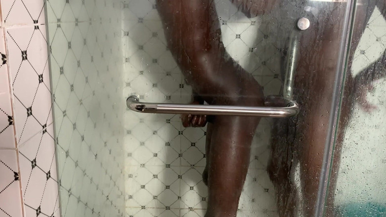 Dickass3x: Mój slime murzynka fit facet dostał tyłek rozbity w łazience tak...