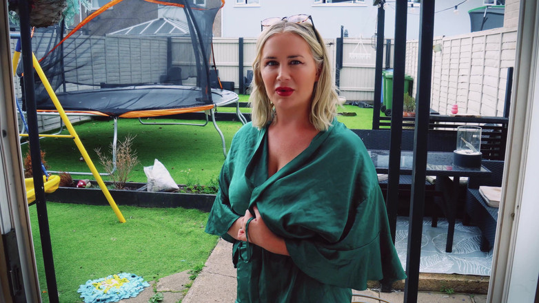 JessieHH: Gangbang manželka 4K