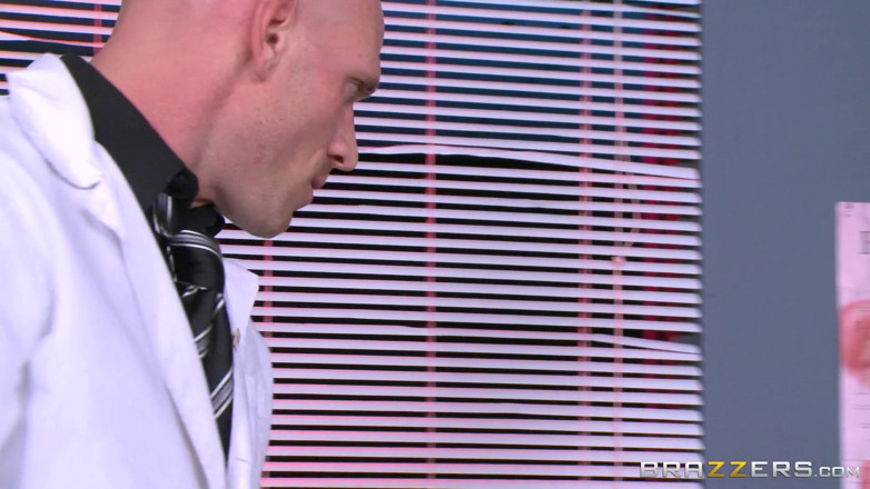 Doctor Adventures: Doctors adventures- l'infermiera più cattiva del turno di notte è tornata...