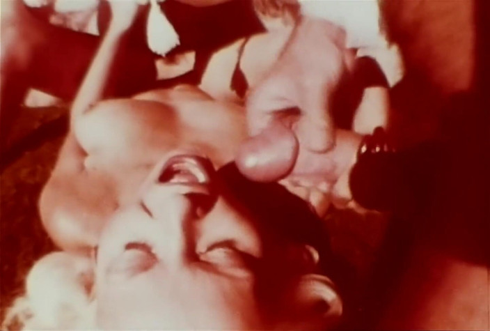 Close Encounter Vintage: Vintage porn retro erotic theatre - dessert fruit