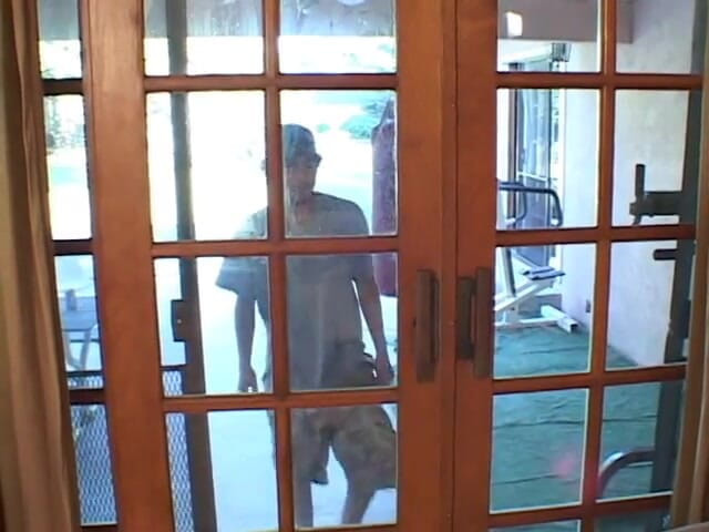 Cumming Soon: Adam seksi koyu saçlı orta yaşlı seksi kadını sikiyor ve...
