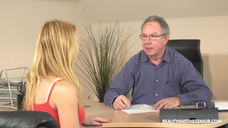 Granddadz: Rebecca Black - Hugh przez dziadka