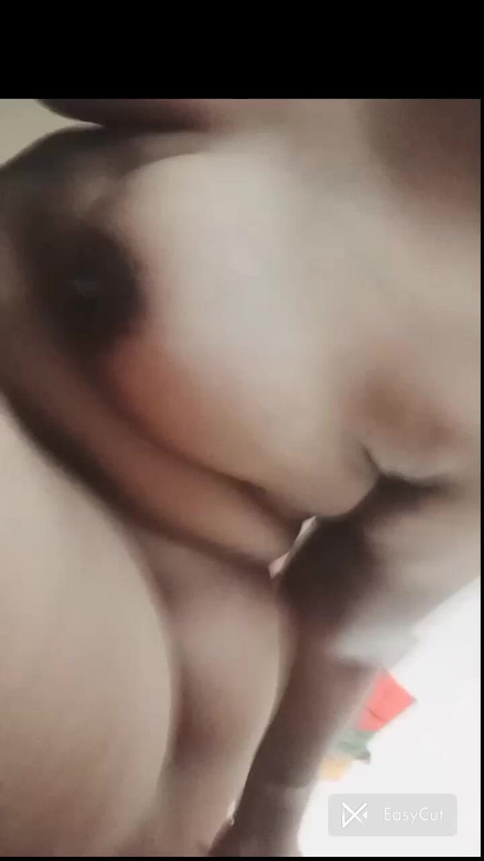 Pickup maami: Ibu tiriku dan sopir lorry