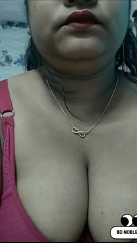 Persembahan Bhabi Reya