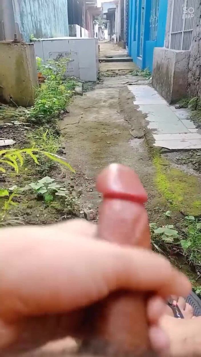 Rent A Gay Productions: Kraken - एशिया समलैंगिक कमसिन लड़का सार्वजनिक कब्रिस्तान पर हस्तमैथुन कर रहा है