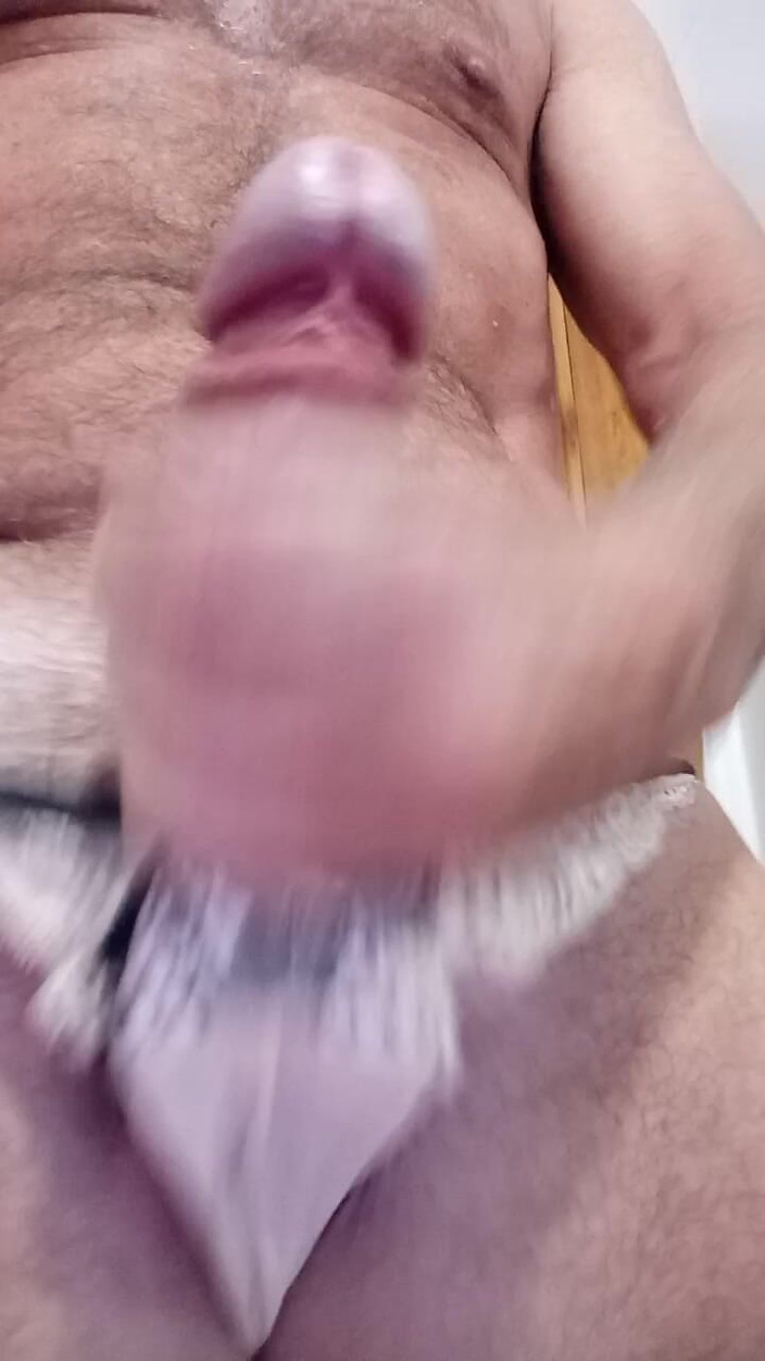 dragontrainer5: Lace Panties bermain dan zakar sudut pandangan dekat Wank