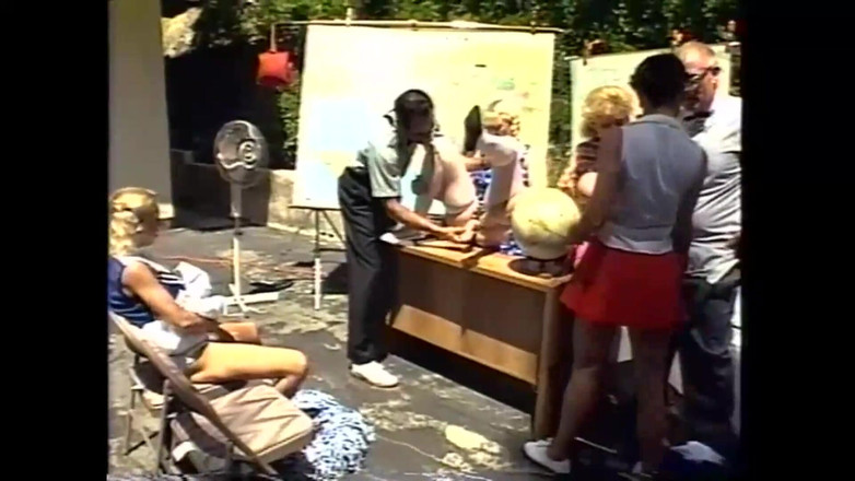 XTime Vod: 자지에게 완전히 미쳐가는 할머니 - vol 23 - 에피소드 1