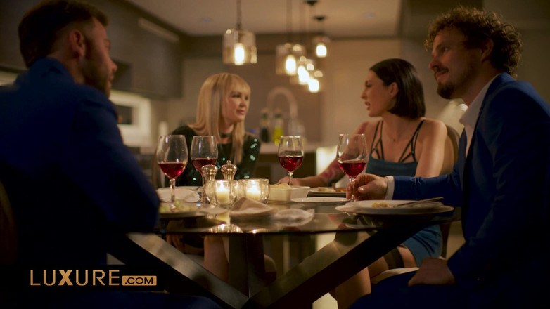 Luxure: दोस्तों के बीच साझा की गई कल्पनाएं