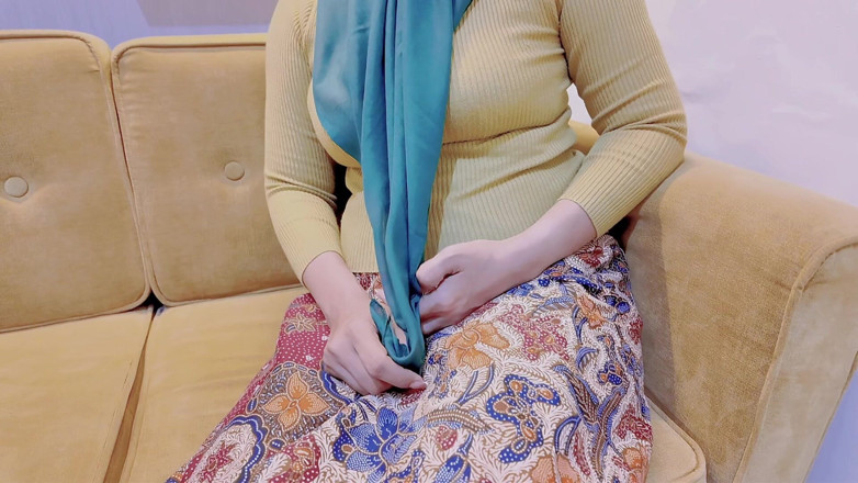 Nadalyne: Village Girl Is Framed by a Naughty Man While Visiting...