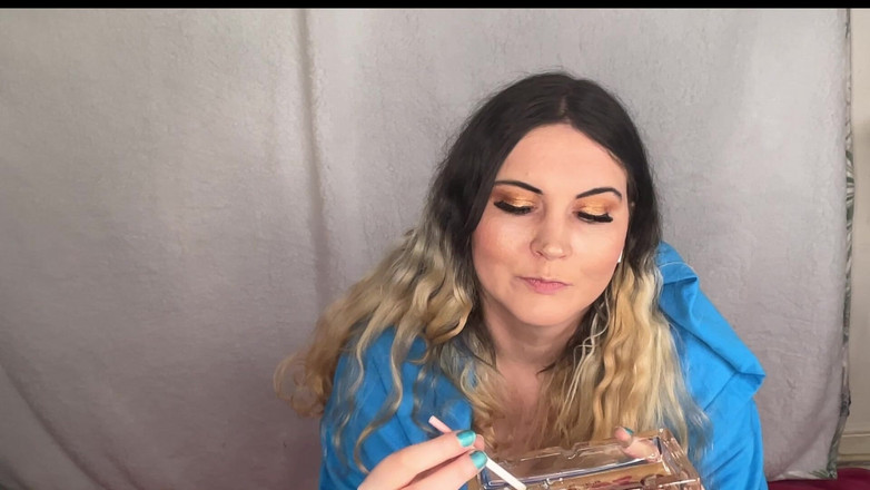 MissFFW: 胖婊子只喜欢链子抽她的草莓香烟