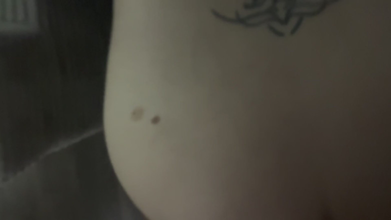 Eat-the-cooch: BBW Bent Over Oil Tight Pussy