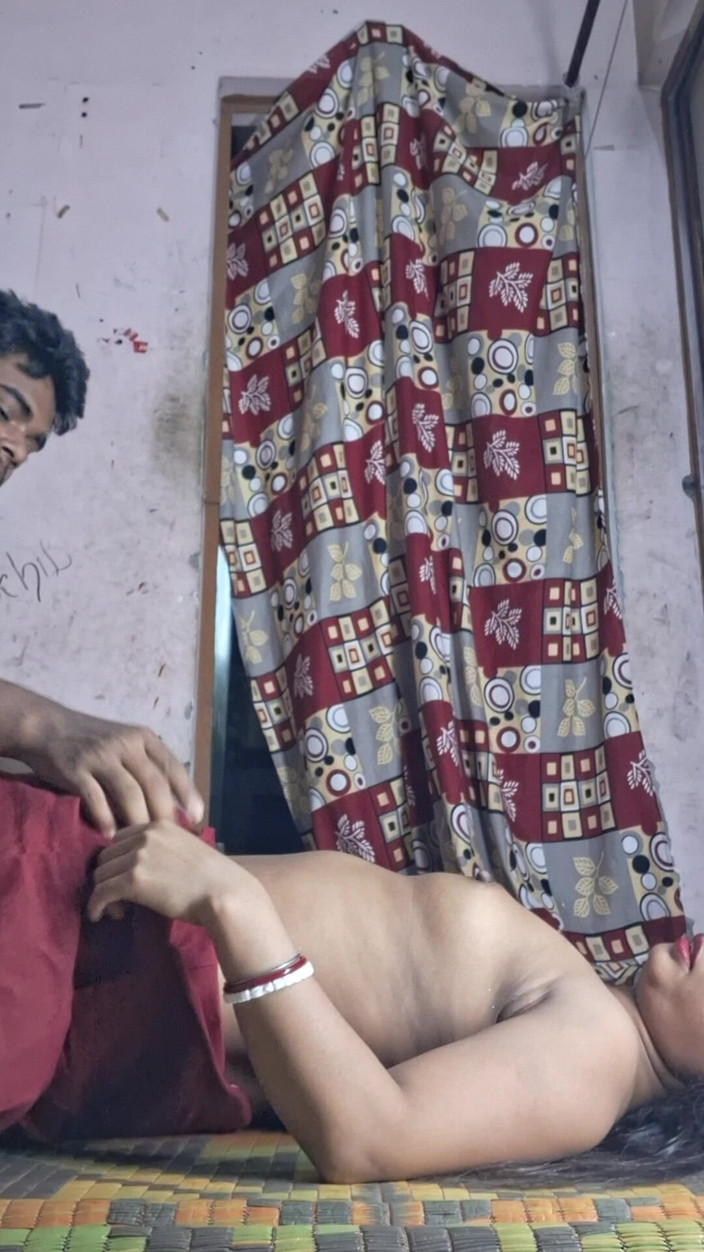 Bangali wife: Bini desi India dilihat dubur tegar..