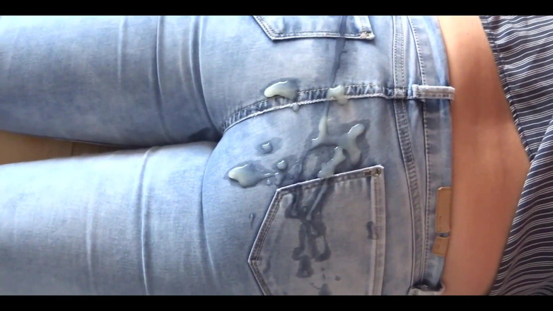 Ardientes69: 義理の兄のデカチンでジーンズを履いたままのお尻に射精させてくれる