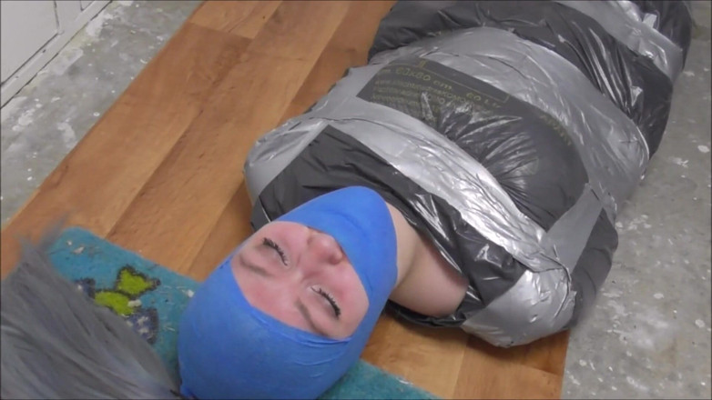 Restricting Ropes: Head and body wrapped up