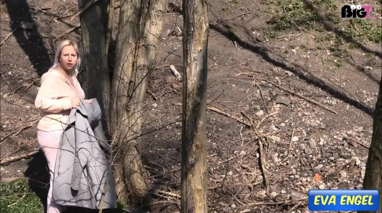 Eva Engel: Omg! Filmed by the Stranger...