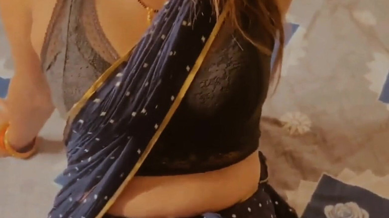 Joya Malik: Девар трахає чутку бхабхі в дезі х відео