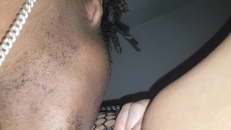 Real homemade BBW BBC porn: Wildenglishbw awek montel nata4sex menjilat pepek merah jambu gemuk saya