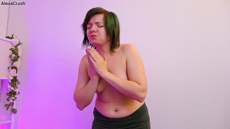 AlexaCrush: Người yêu cũ điên cuồng nhìn lén bạn trai của cô ấy