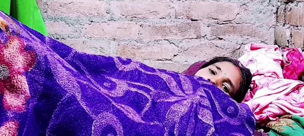 Renudbf: Indická nevlastní sestra chce můj velký tvrdý penis v její...