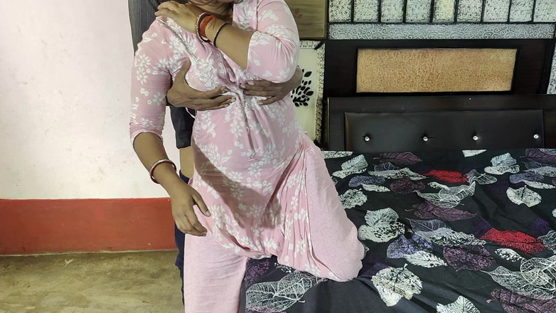 Soniya1997: デジインドの義理の妹の尻が犯される