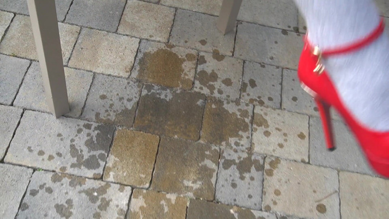 Stella Cinderella: Aquirting fuck your wife im better german dirty talk