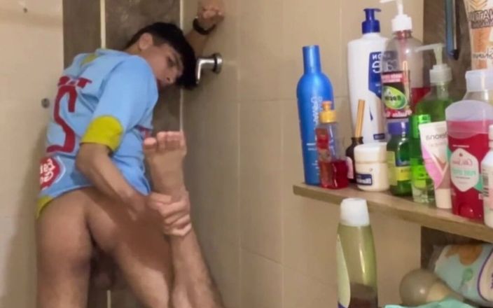 Andres ZP: Andreszp solo dengan minyak setelah mandi