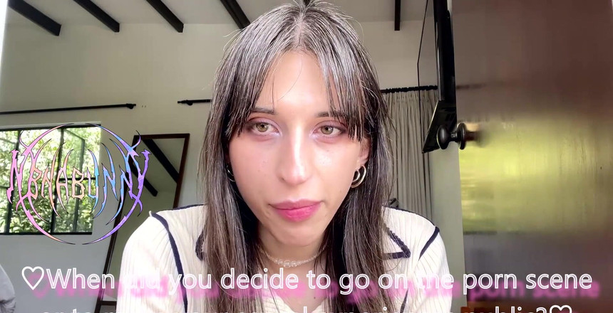 nbnabunny: मैंने आखिरकार क्यू एंड ए वीडियो बनाया! मैंने सबसे अधिक बार पूछे जाने वाले सवालों के जवाब दिए। मैंने अपने जवाब सबसे पहले लिखे इसलिए यह बहुत पसंद है