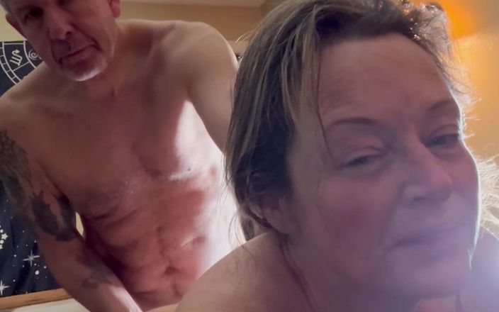 Bonewizzard69: Брудна дружина, брудний рот, брудний розум.