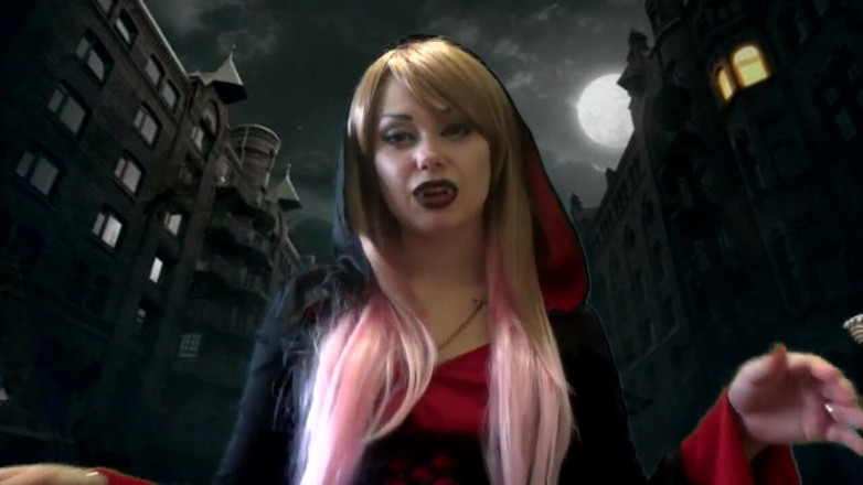 Goddess Misha Goldy: Riesin Vampir will für dich spielen ... aber nicht für lange...