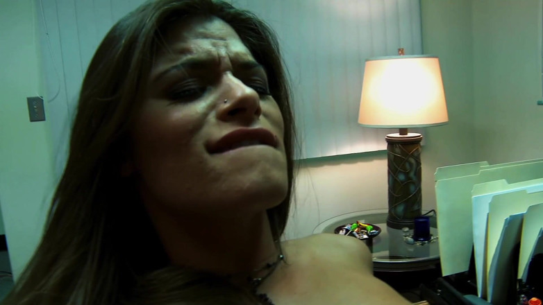 FapFlare: Madelyn Marie Sucks off Her Boss and Gets Her Pussy...