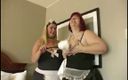 Naughty Desiree: Deux femmes de ménage BBW se tapent un client mince