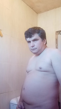 Ik probeerde urine te drinken maar in mijn mond ging het niet hard genoeg.