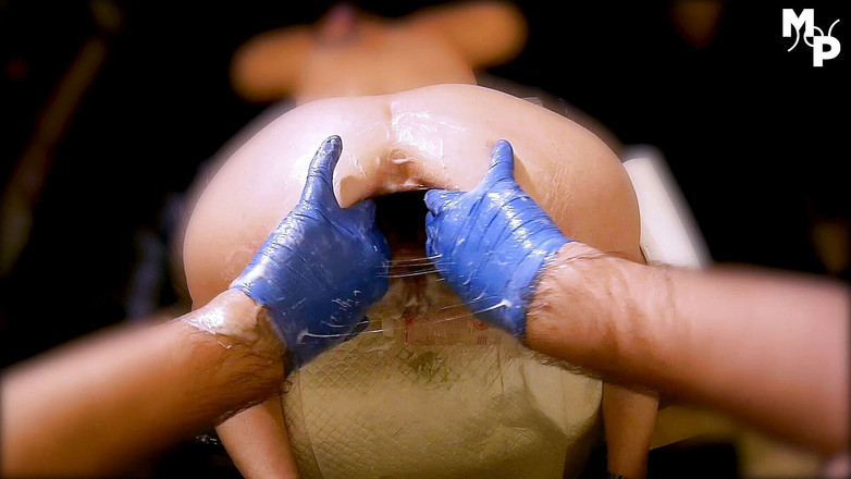 Marcus Pollack: 私は彼女のお尻の穴をぽっかりと開けます