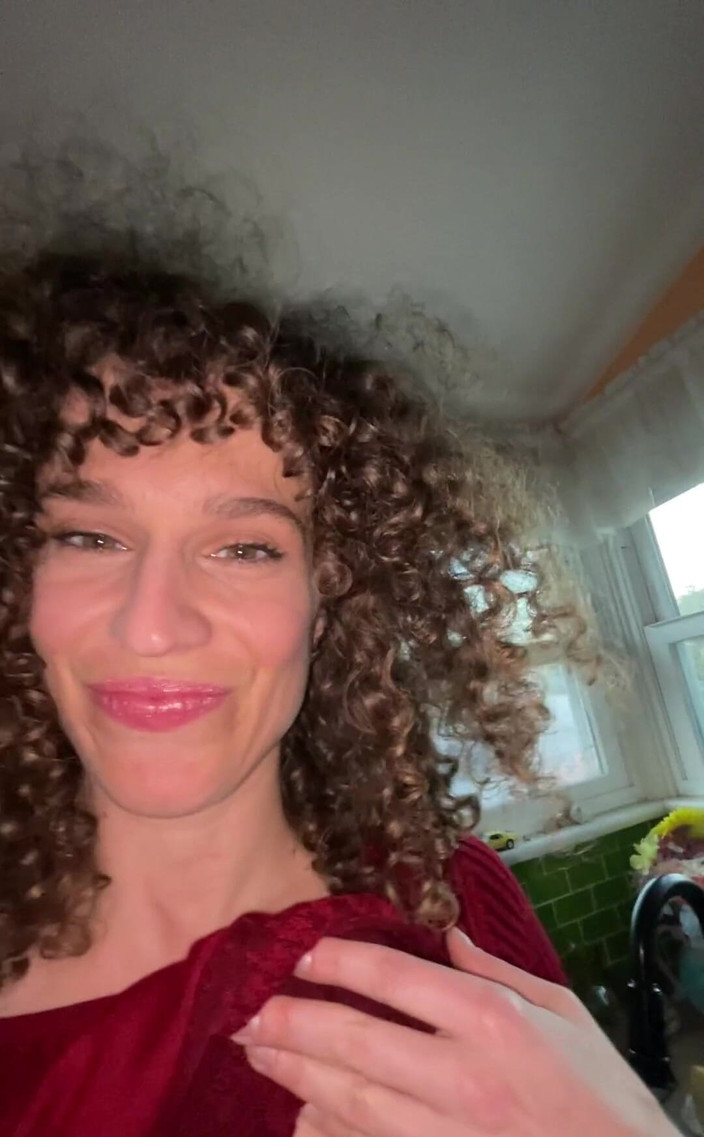 VibeWithMommy: 우리는 주위를 만지작 사랑 해요!