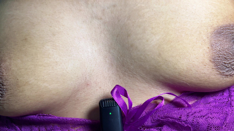 Kaleonjoybd: Uff sunt foarte fericită pentru că se fute cu fiul...