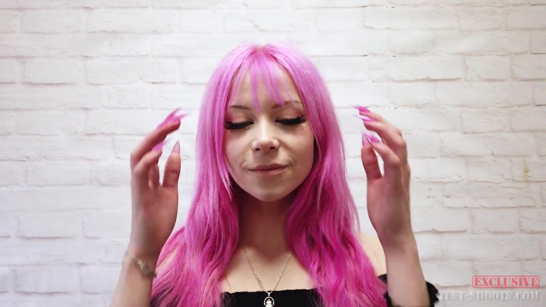 Test-Shoots: Nude Video Casting with Beautiful Cosplay Girl Lilly