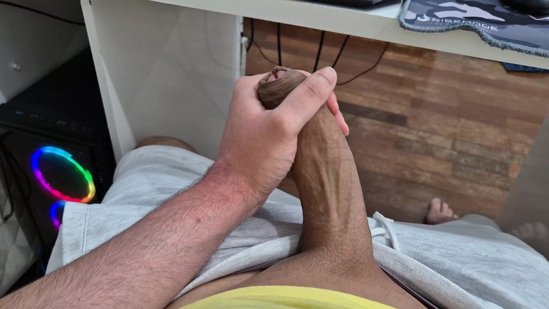 Lkdick8: Moments de plaisir avec un garçon en solo