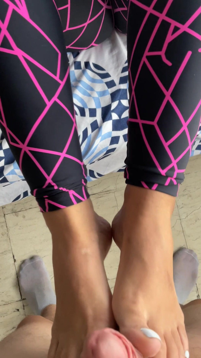 Monozion: Ela disse "baby me fode"