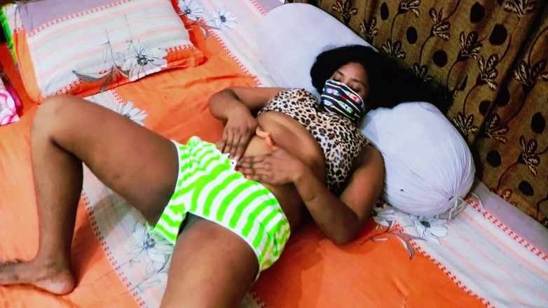 Hoktoml99: Дезі молода пара трахається, оголена данч, дезі тінка xxx mms videos bangla