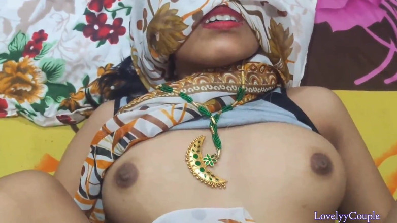 LovelyyCouple: Un ragazzo indiano ha scopato sua suocera