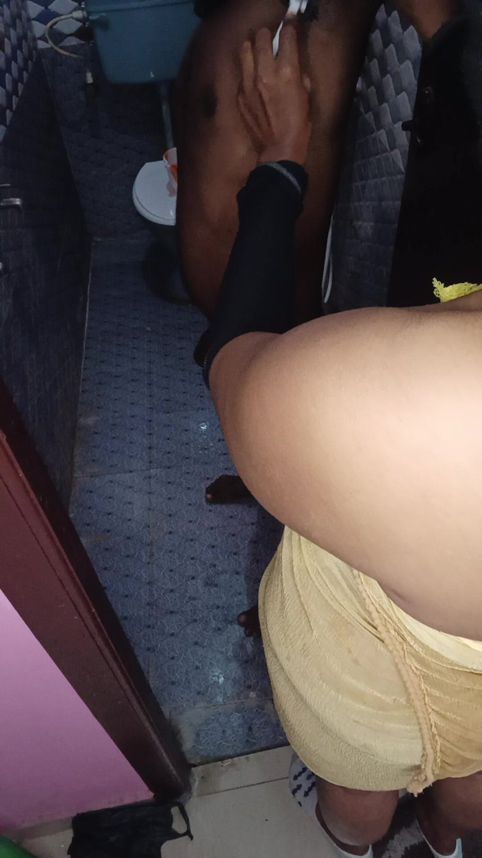 Reshmahotever: If My Girlfriend Removes Hair From My Penis and Has...