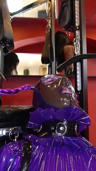 ドミナトリックス・デュオによる鞭打ちとオロップ