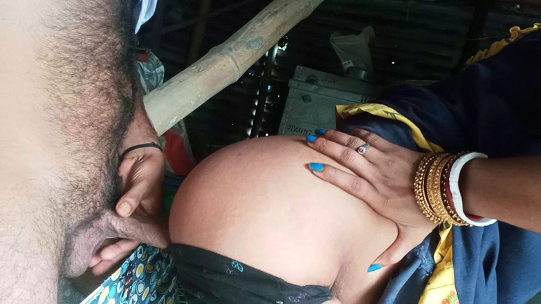 FireeCouple: 仓库女仆在黑暗中性交时，她来清理带清晰印地语音频的全高清色情性爱视频