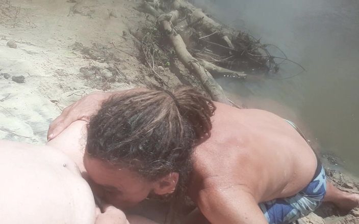 Tomsorte and Loiracasada: Succhiando il mio amico