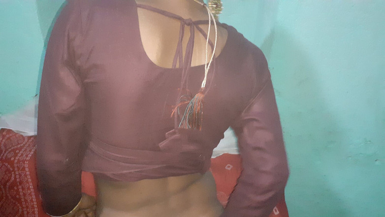 Bhabhi: 印度家庭 devar bhabhi 性感视频
