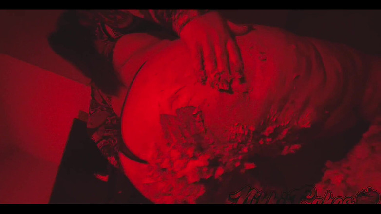 StacXXXs: Stacxxxs quà tặng: Red Light District Series - Nikki Cakes