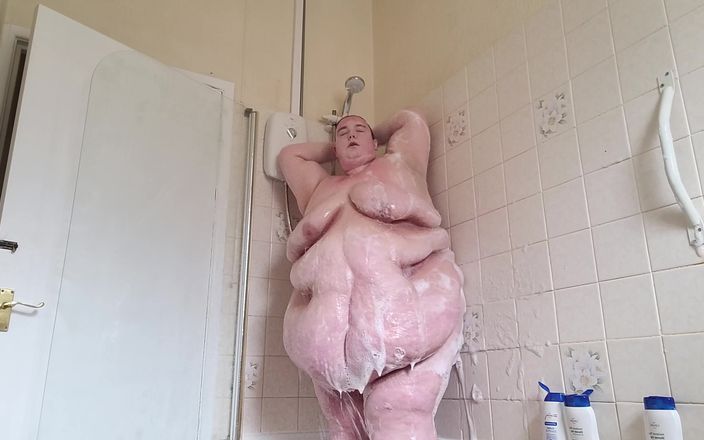 SSBBW Lady Brads: shower jiggles and washing pt 3